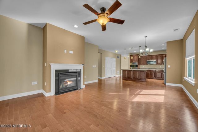 37 Kingston Drive, Jackson, NJ 08527