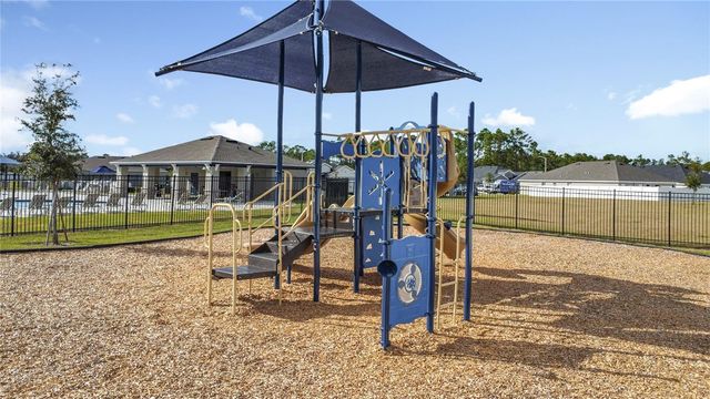 692 BLOOM TERRACE, Davenport, FL 33837