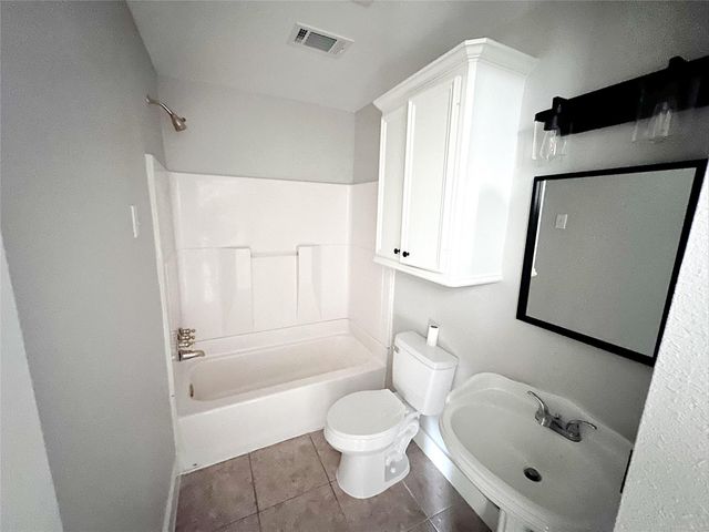 2324 Peppermill Road, Houston, TX 77080