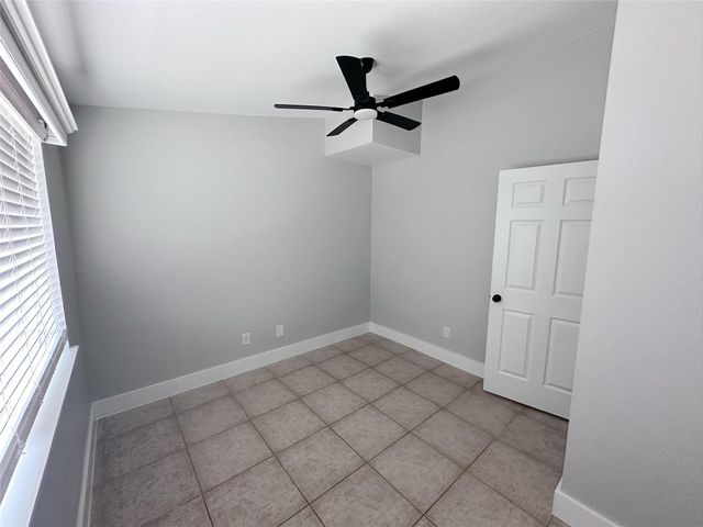 2324 Peppermill Road, Houston, TX 77080