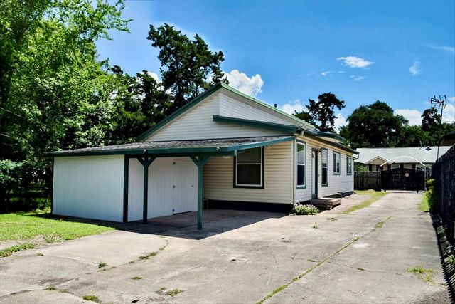 2324 Peppermill Road, Houston, TX 77080