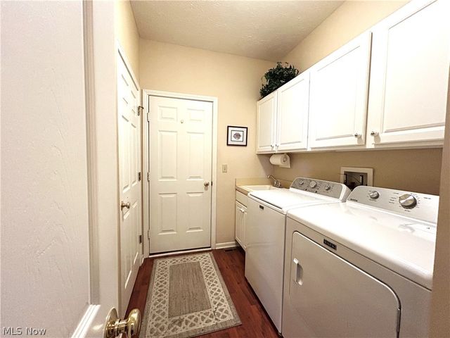 15220 Chestnut Oak Lane, Strongsville, OH 44149