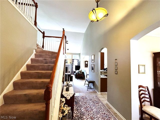 15220 Chestnut Oak Lane, Strongsville, OH 44149