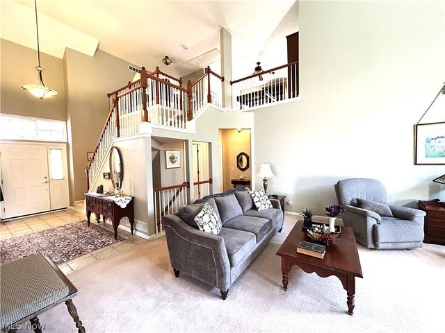 15220 Chestnut Oak Lane, Strongsville, OH 44149