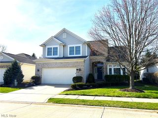 15220 Chestnut Oak Lane, Strongsville, OH 44149