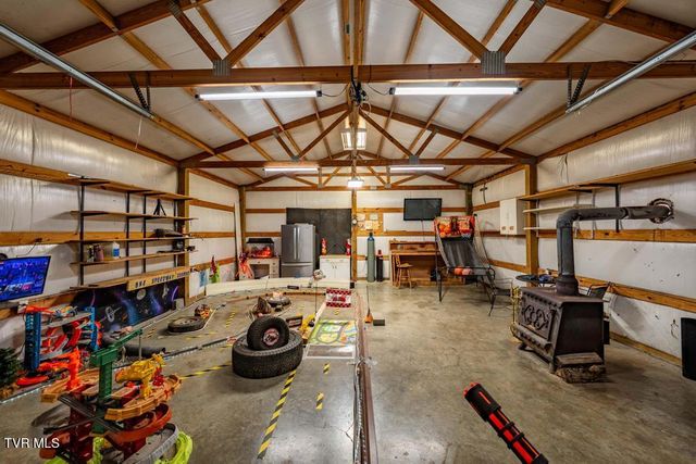 1292 Swift Hollow Road, Mountain City, TN 37683