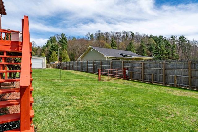 1292 Swift Hollow Road, Mountain City, TN 37683
