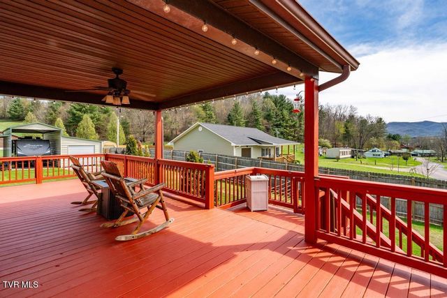 1292 Swift Hollow Road, Mountain City, TN 37683