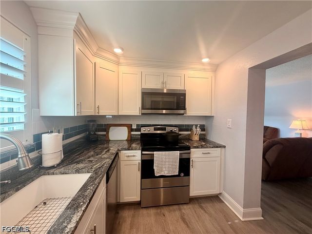4912 Vincennes ST 103, Cape Coral, FL 33904