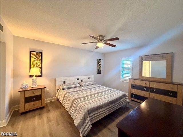 4912 Vincennes ST 103, Cape Coral, FL 33904