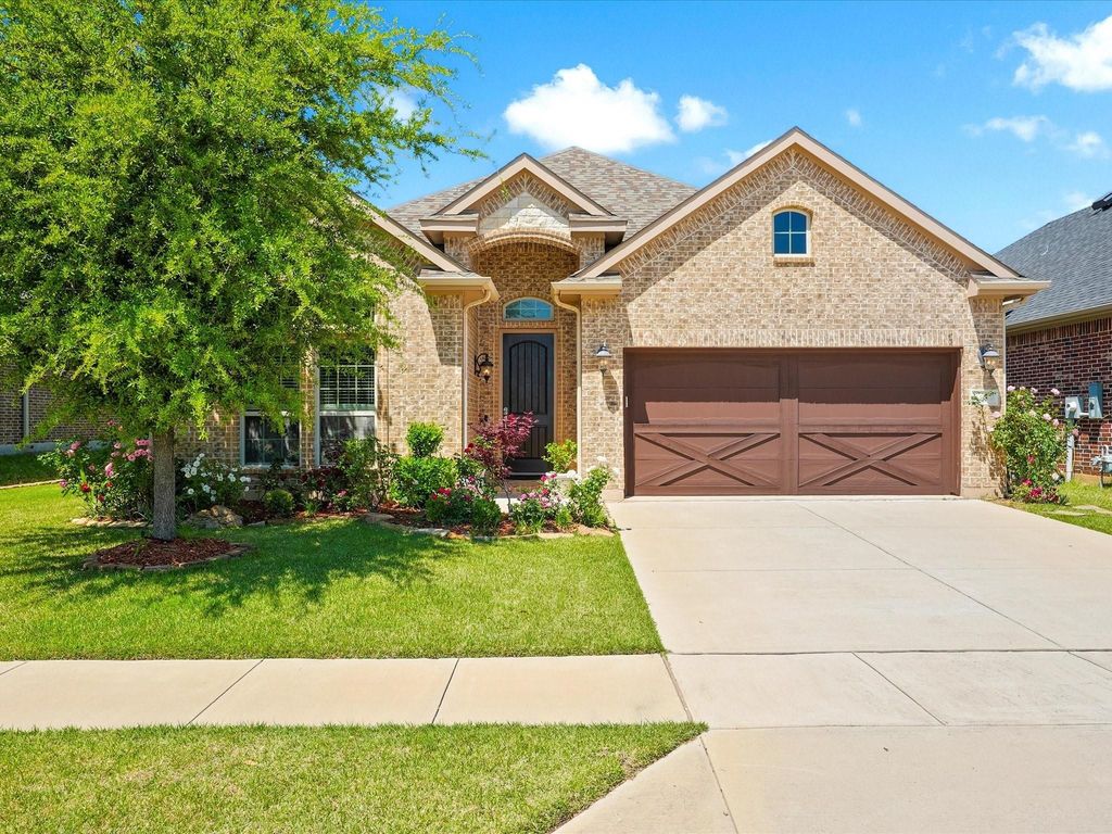 1315 Savona Lane, Lewisville, TX 75077