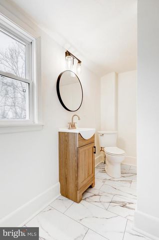 125 IRISH LN, Coatesville, PA 19320