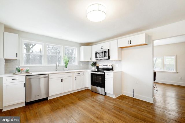 125 IRISH LN, Coatesville, PA 19320