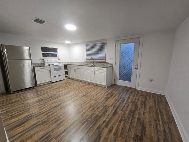 3901 Lakewood Road B, Lake Worth Beach, FL 33461