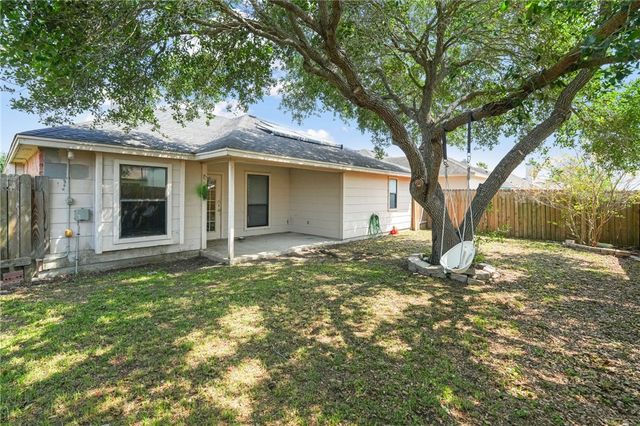 7941 Rock Crest Dr, Corpus Christi, TX 78414
