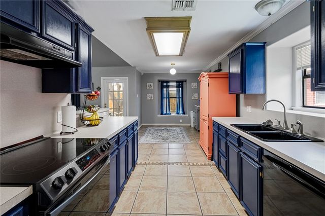 7941 Rock Crest Dr, Corpus Christi, TX 78414