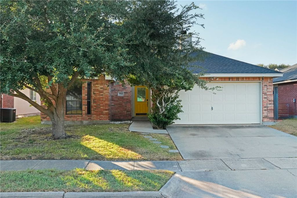 7941 Rock Crest Dr, Corpus Christi, TX 78414 — photo 2