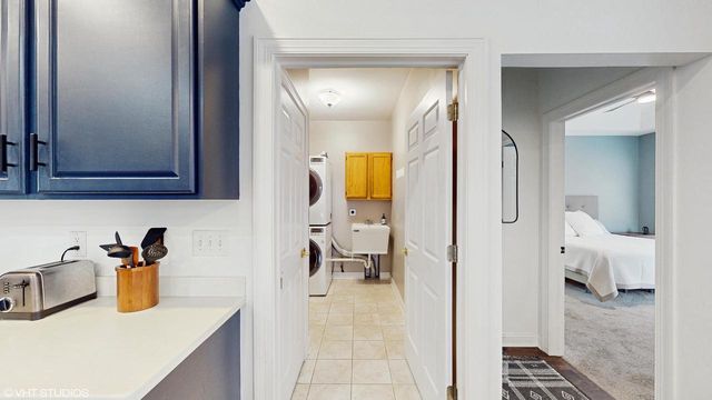 425 Maple LANE, Williams Bay, WI 53191