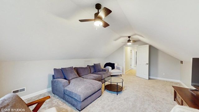 425 Maple LANE, Williams Bay, WI 53191