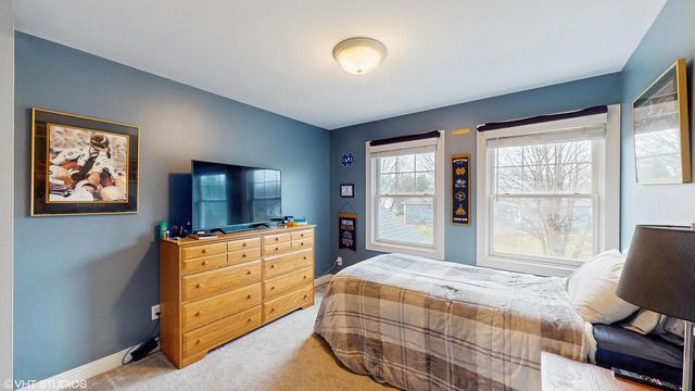 425 Maple LANE, Williams Bay, WI 53191