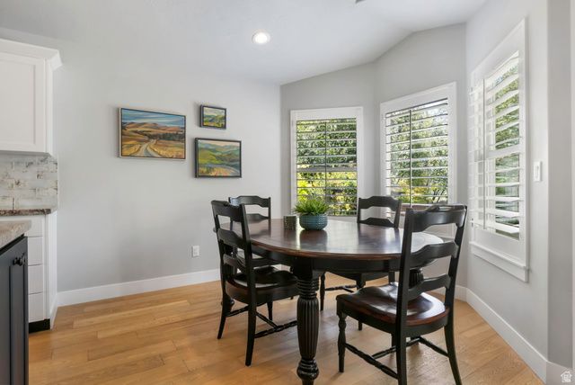 926 E TAHNIA PARK CIR, Salt Lake City, UT 84121