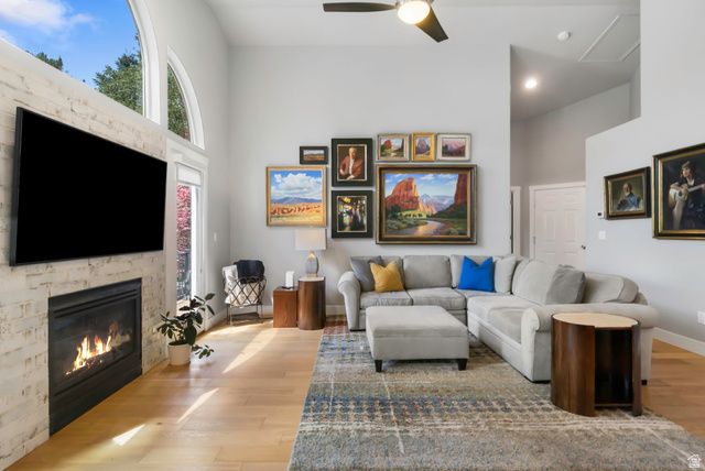 926 E TAHNIA PARK CIR, Salt Lake City, UT 84121