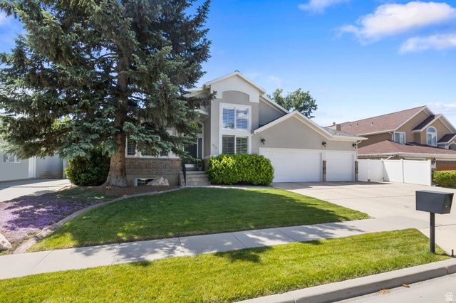 926 E TAHNIA PARK CIR, Salt Lake City, UT 84121