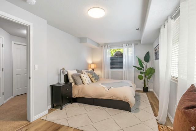 926 E TAHNIA PARK CIR, Salt Lake City, UT 84121