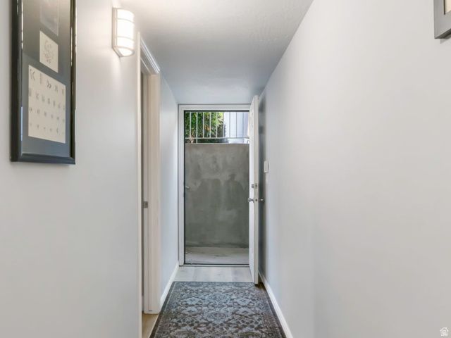 926 E TAHNIA PARK CIR, Salt Lake City, UT 84121