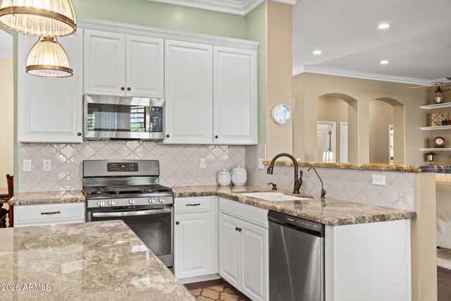 9722 E LOBO Avenue, Mesa, AZ 85209