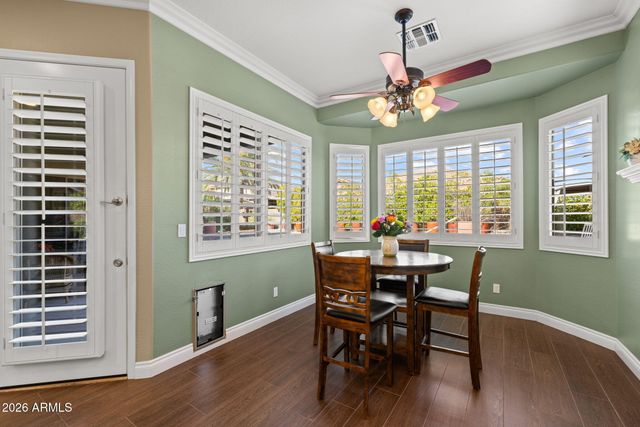 9722 E LOBO Avenue, Mesa, AZ 85209