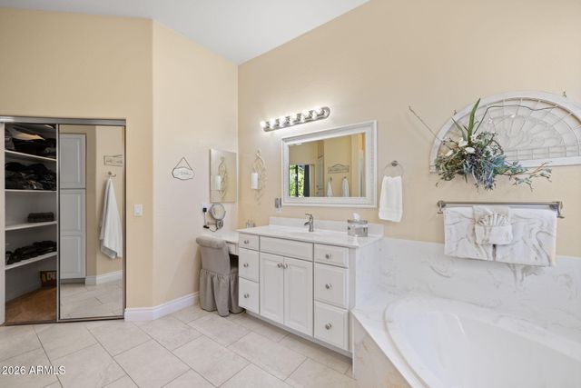 9722 E LOBO Avenue, Mesa, AZ 85209