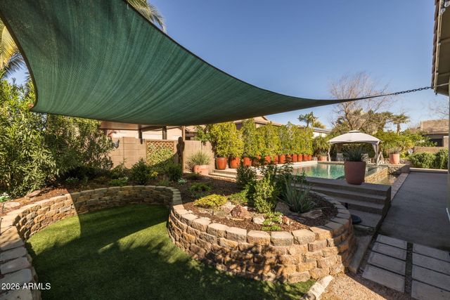 9722 E LOBO Avenue, Mesa, AZ 85209