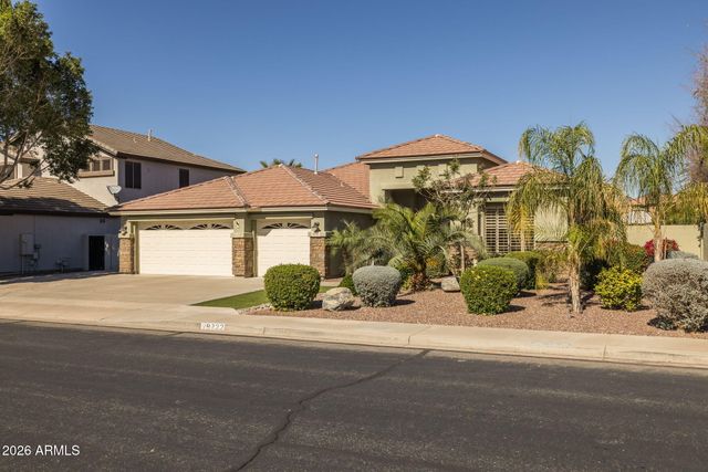 9722 E LOBO Avenue, Mesa, AZ 85209