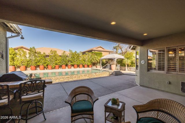 9722 E LOBO Avenue, Mesa, AZ 85209