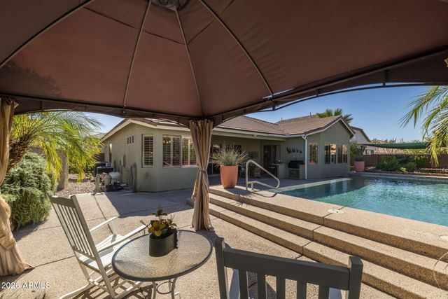 9722 E LOBO Avenue, Mesa, AZ 85209