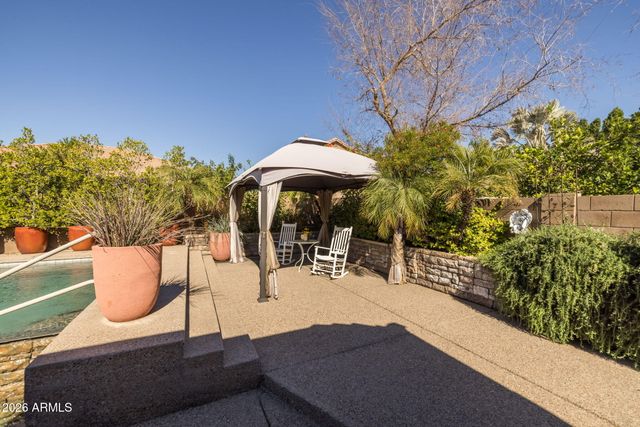 9722 E LOBO Avenue, Mesa, AZ 85209