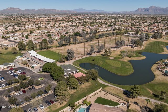 9722 E LOBO Avenue, Mesa, AZ 85209