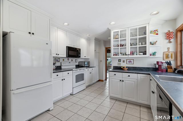 311 Brightwater Road, Old Lyme, CT 06371