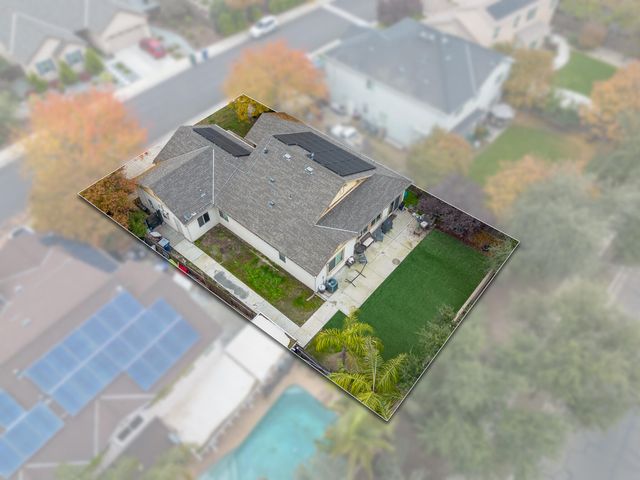 1363 Windsong Drive, Tulare, CA 93274