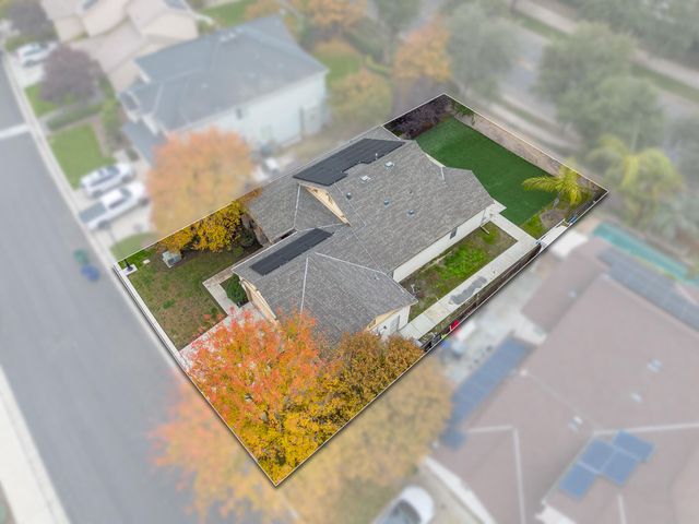 1363 Windsong Drive, Tulare, CA 93274