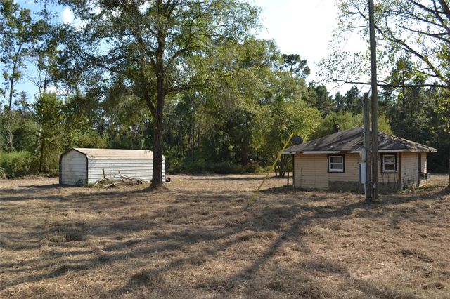 2651 Bluewater Road, Livingston, TX 77351