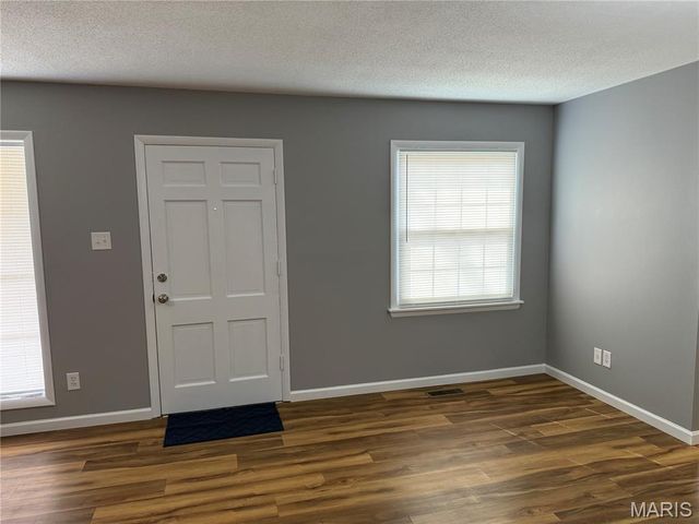 26 Jamaica Drive, St Peters, MO 63376