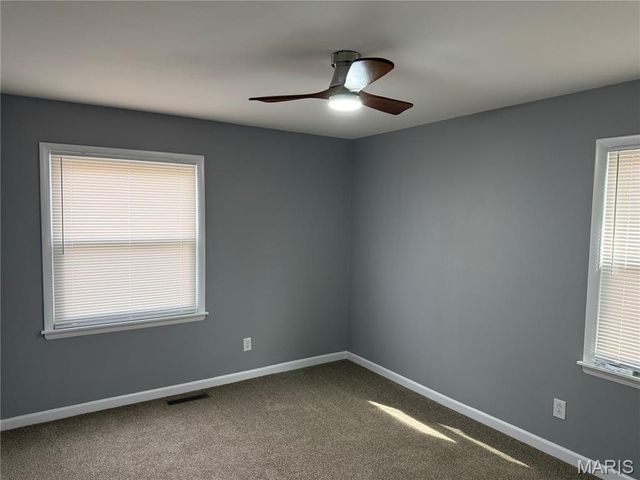 26 Jamaica Drive, St Peters, MO 63376