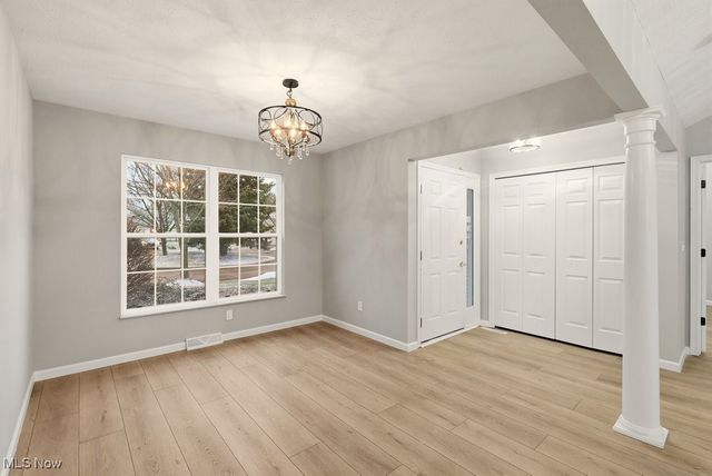 16808 Newport Lane, Middleburg Heights, OH 44130