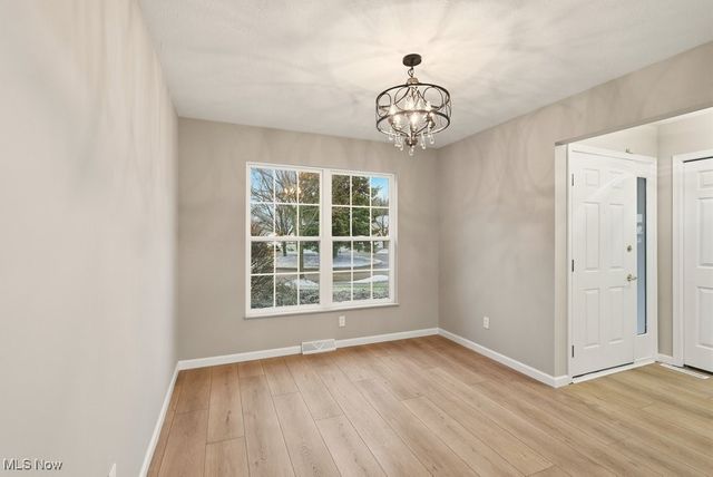 16808 Newport Lane, Middleburg Heights, OH 44130