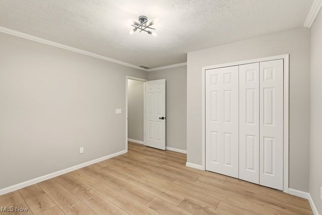 16808 Newport Lane, Middleburg Heights, OH 44130