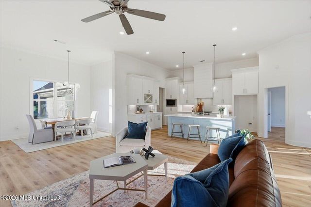 141 Palace Crossing, Flowood, MS 39232