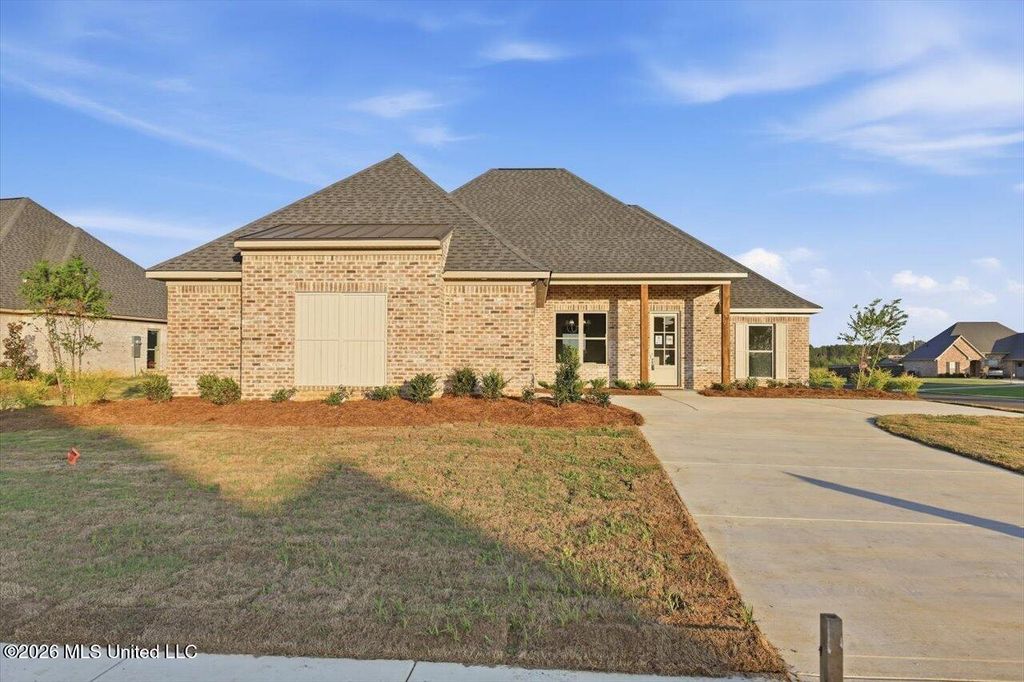 141 Palace Crossing, Flowood, MS 39232
