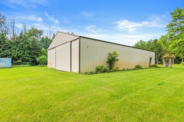 160 196th Drive NW, Elk River, MN 55330